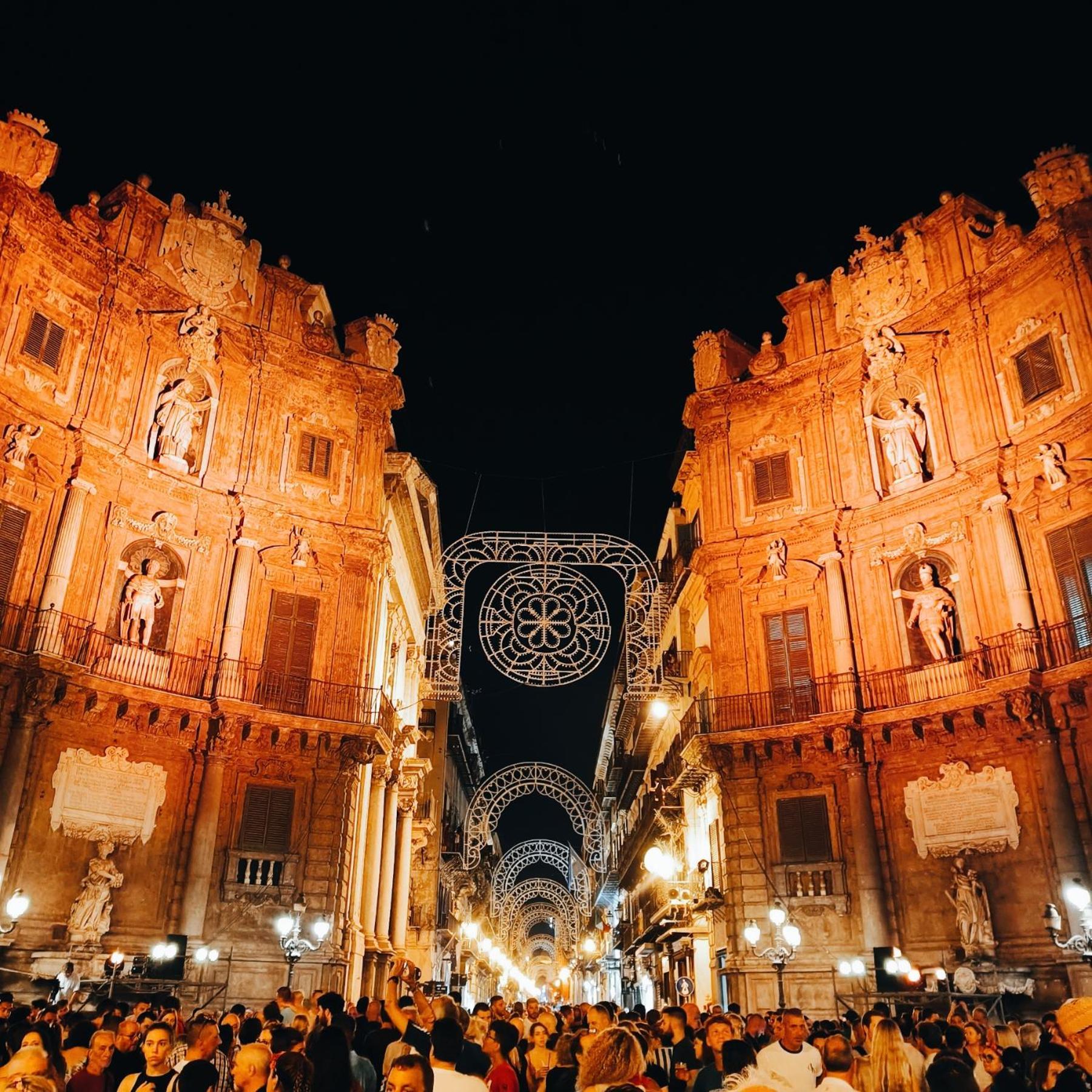 B&B Vittorio Emanuele Palermo Bagian luar foto